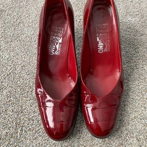 SALVATORE FERRAGAMO PATENT LEATHER PUMPS